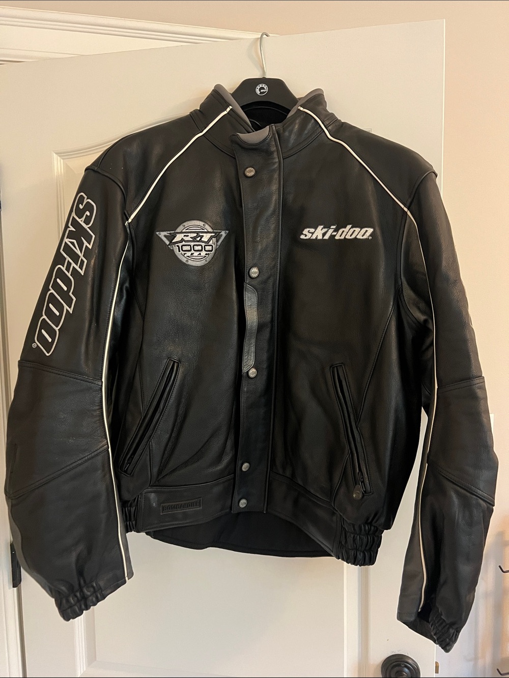 Vintage black, leather, Ski-Doo Men’s snowmobile jacket XL